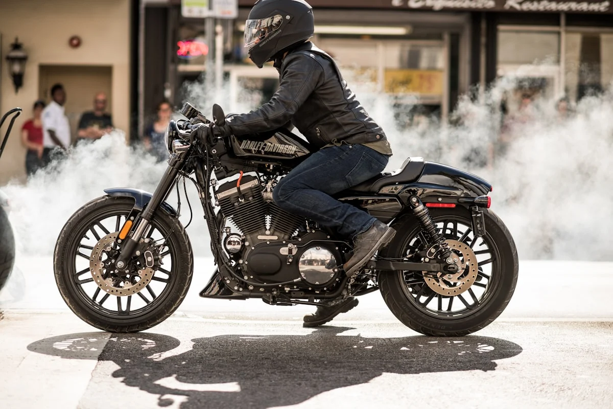 Recensione Cardo PACKTALK EDGE: Il Miglior Interfono Moto del 2026?
