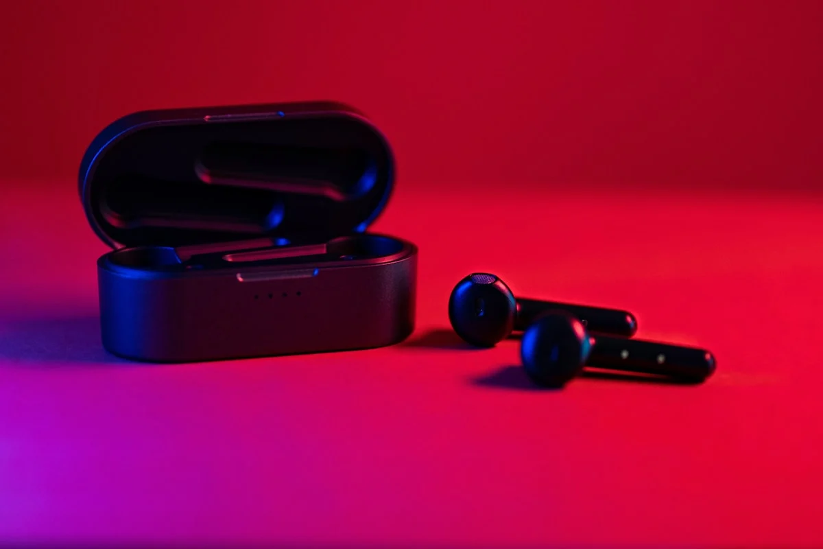 Chiamate Cristalline: I 10 Migliori Auricolari Bluetooth per Telefonare del 2026 &ndash; Premium, Mid-Range e Budget a Confronto
