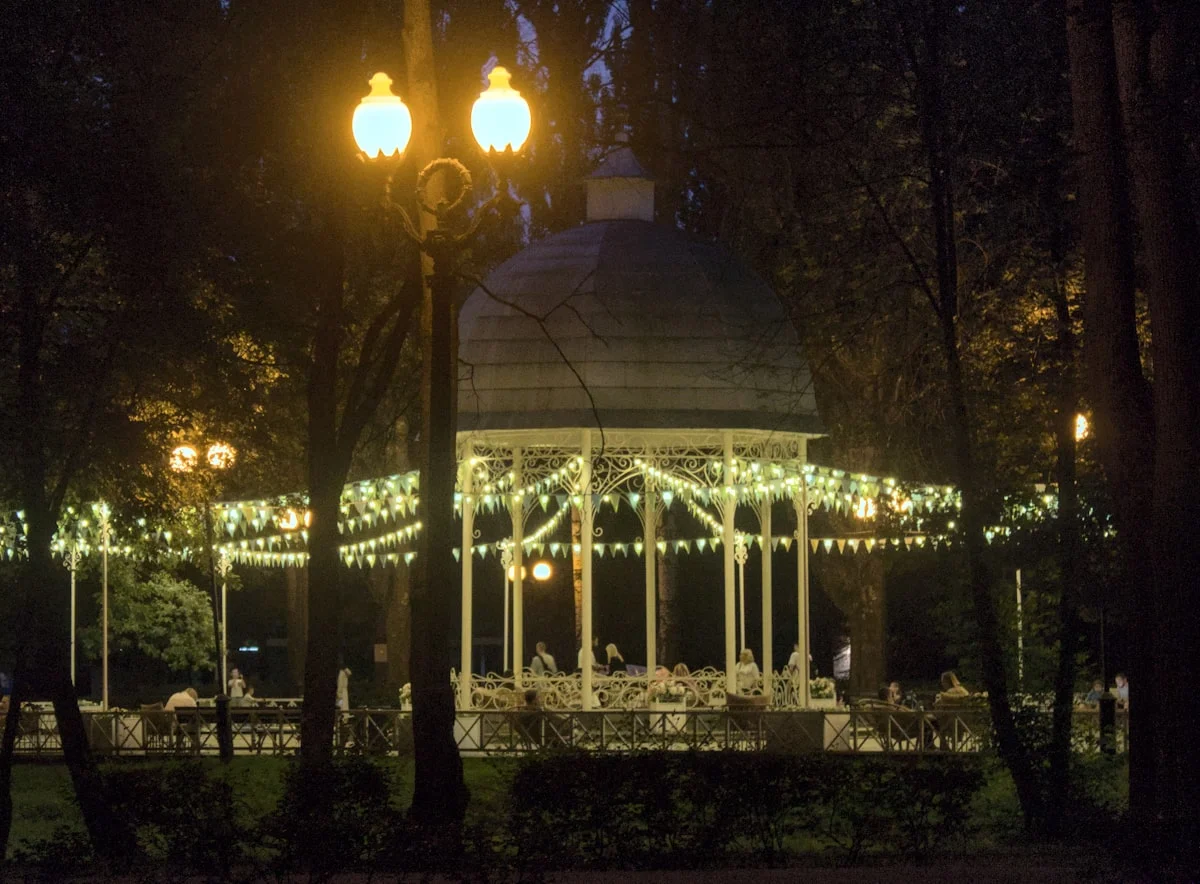 I 10 Migliori Gazebo da Giardino del 2026 &ndash; Hardtop, Pop-Up Pieghevoli e Pergole Bioclimatiche a Confronto